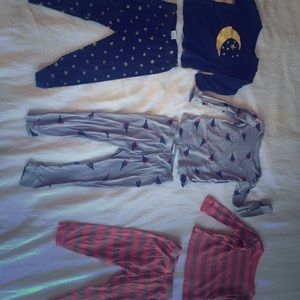 Lot of 3 2T Girls 2 piece Pajamas, Gap & Leveret